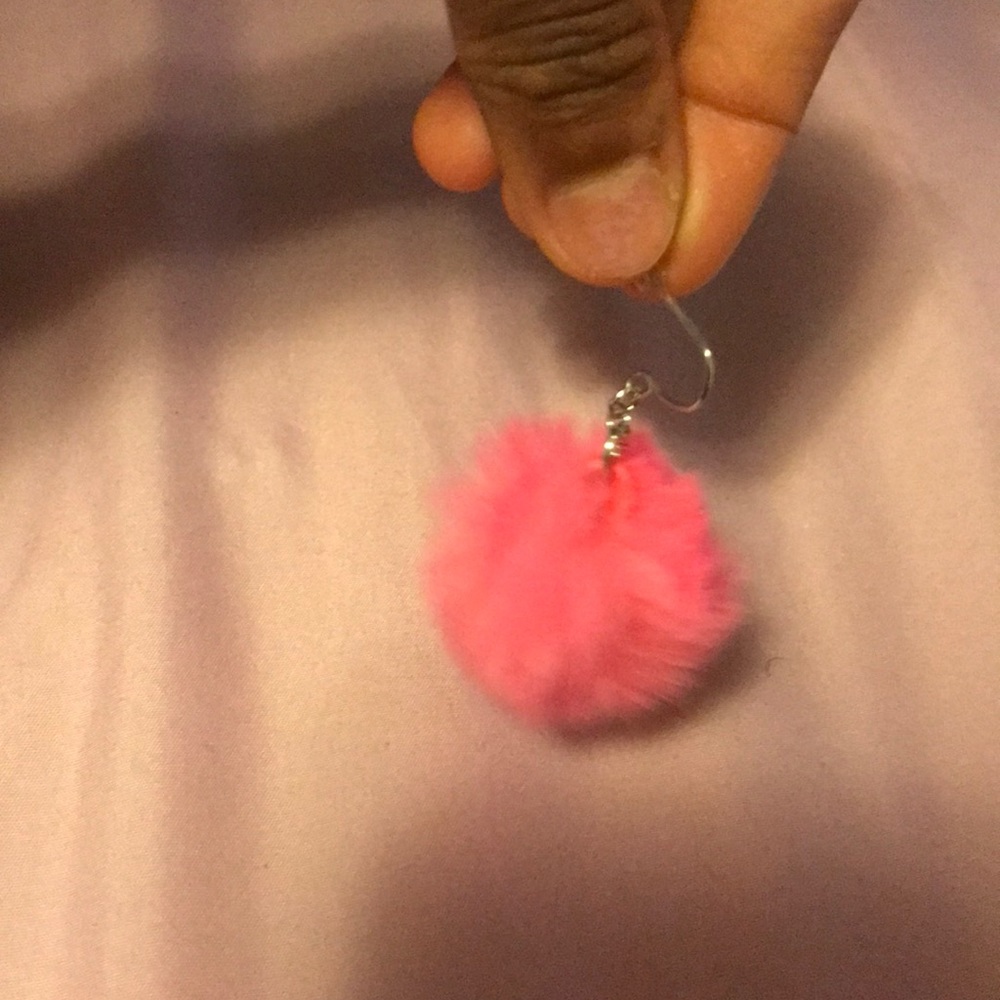 Earring - Picture 2 of 2